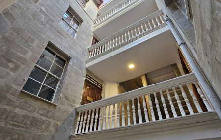 Appartement 3 pièces  | Vieille-Ville