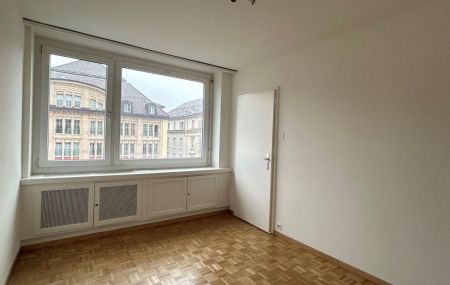 CENTRE-VILLE ! APPARTEMENT DE 2.0 PIÈCES LUMINEUX