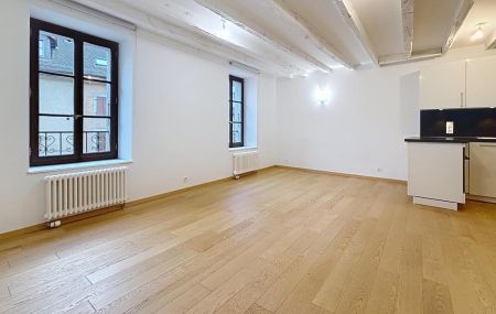 CHÊNE-BOURG Objet rare, appartement de 2,5 pièces