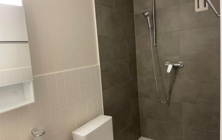 Centre-ville, confort et fonctionnalité - Appartement de 2.5 pièces à découvrir !