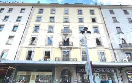 Appartement 6 Pièces, 121 m²