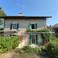 Maison de village jumelée de 6 pièces avec jardin à Veyrier
