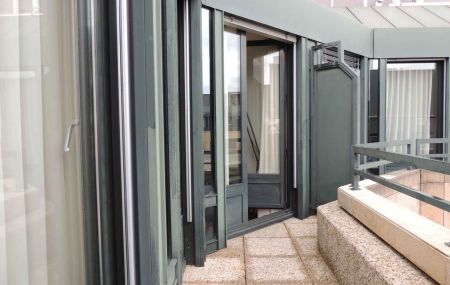 Studio meublé en attique au Centre Ville