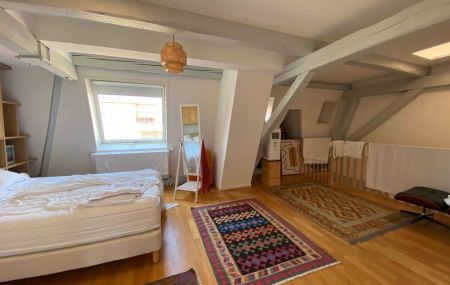 Appartement meublé de 4 pièces en duplex à la Servette