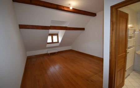 Logement 5 pièces Eaux-Vives