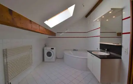 Logement 5 pièces Eaux-Vives