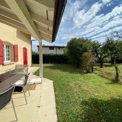 Villa de 6 pièces (4 chambres) à Thônex Villa de 6 pièces (4 chambres) à Thônex