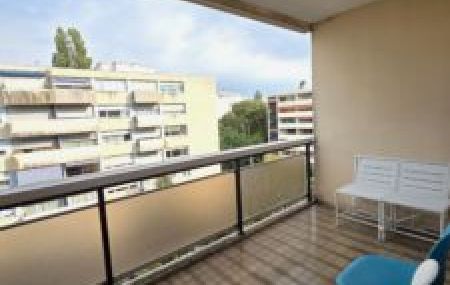 Studio avec balcon à Champel