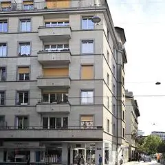 Appartement de 4 pièces au 2ème étage d'environ 97.3m2