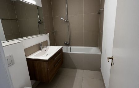Bel appartement de 4 pièces à Champel avec vue sur…