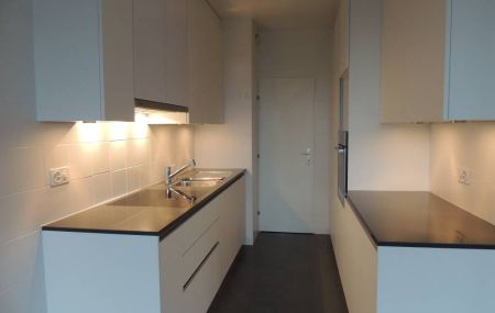 Spacieux appartement de 5 pièces avec balcons à Champel