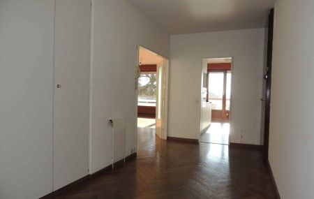 Spacieux appartement de 5 pièces avec balcons à Champel