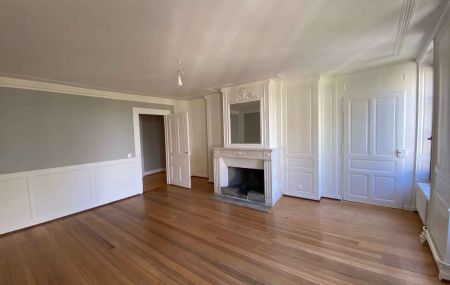 Superbe appartement de caractère de 6 pièces à la Vieille-Ville