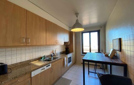 Magnifique appartement de 6 pièces à la Vieille Ville avec échappée sur le lac