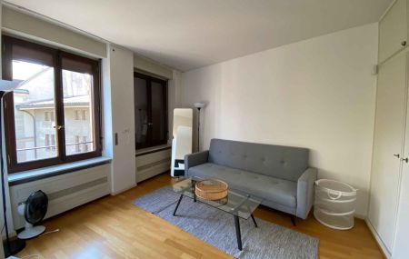 Magnifique appartement de 6 pièces à la Vieille Ville avec échappée sur le lac