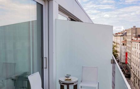 Appartement de 4 pièces dans Résidence de luxe avec conciergerie à deux pas du lac