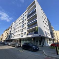 Appartement de 2,5 pièces aux Eaux-Vives