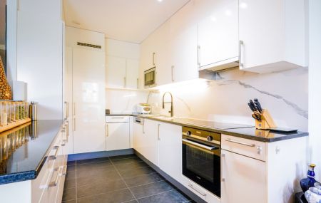 Appartement de 5 pièces au 2ème étage, avec ascenseur