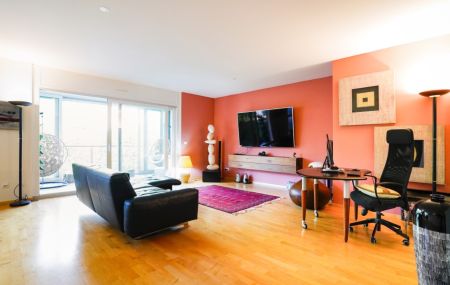 Appartement de 5 pièces au 2ème étage, avec ascenseur