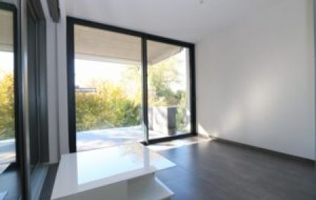 Appartement moderne de 4 pièces avec balcon à Chêne-Bourg