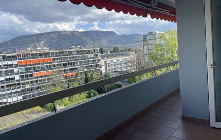 Bel appartement de 6 pièces à Florissant