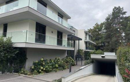 Rare ! Lumineux appartement de 5 pièces en rez-de-jardin –…