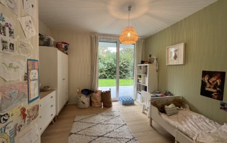 Rare ! Lumineux appartement de 5 pièces en rez-de-jardin –…