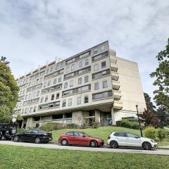 Bel appartement rénové de 2 pièces au 2ème étage