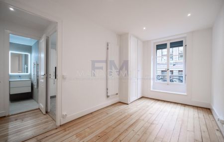 Av. de la Jonction, 2 pcs au 1er étage, env 35m2