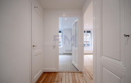 Av. de la Jonction, 2 pcs au 1er étage, env 35m2