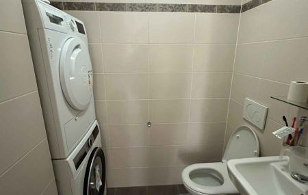 Logement 4 pièces avec balcon Petit-Lancy