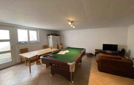 Villa de 8 pièces avec jardin à Veyrier