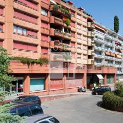 Grand appartement de 4 pièces en attrique d'env. 106m2 avec terrasse