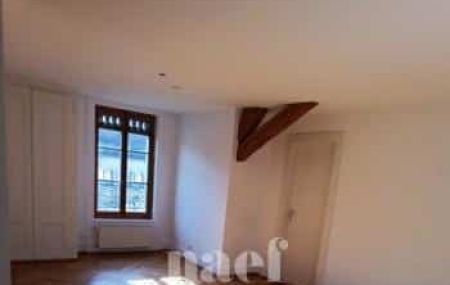 Appartement 5 pièces - Rue de Chantepoulet 12 Genève