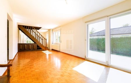 Jolie villa mitoyenne à Vessy