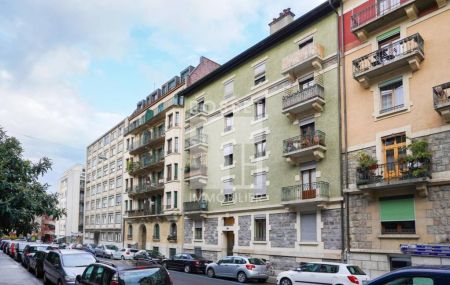 Appartement de 3 pièces au 4ème étage d'environ 54m2