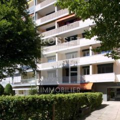 Appartement de 3 pièces au 7ème étage dans un immeuble avec ascenseur