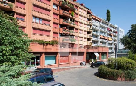 Grand appartement de 4 pièces en attique d'env. 106m2 avec terrasses