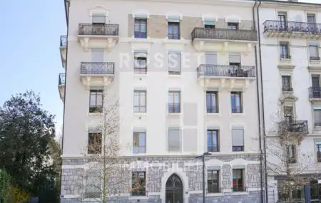 Studio au 5ème étage