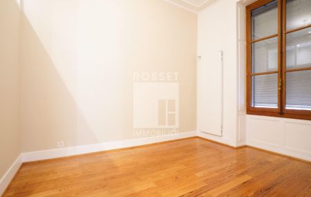 Bel objet d'environ 171m2 situé au 1er étage, en plein coeur du Quartier de Champel et proche de toutes les commodités.