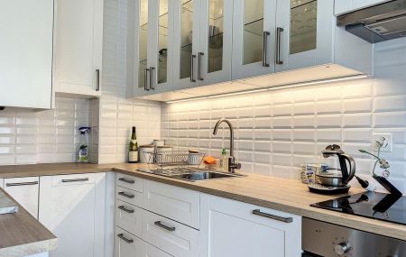 Très joli et chaleureux 3 pièces meublé au 2ème