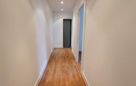 Appartement de 3 pièces au 2ème étage