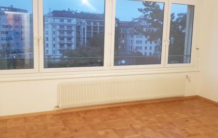 Appartement de 2 pièces au 5ème étage