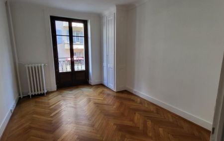 Appartement de 3 pièces au 2ème étage