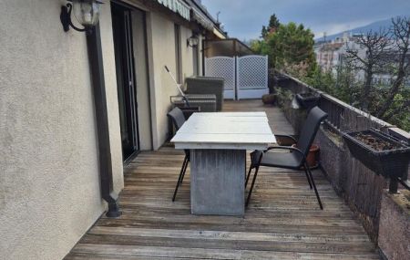 Bel appartement meublé de 3 pièces à Carouge