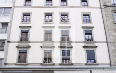 Bel appartement de 4 pièces idéalement situé au coeur du quartier de Plainpalais