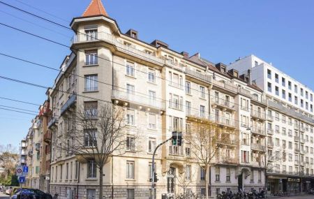 Lumineux et spacieux appartement de 5.5 pièces au 3ème étage