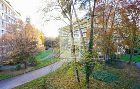 Appartement de 3 pièces au 2ème étage avec ascenseur