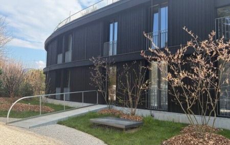 Appartement traversant de 3 pièces avec terrasse et jardin