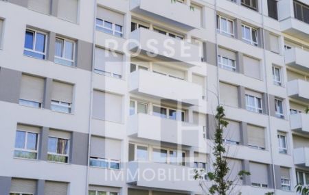 Appartement de 4 pièces au 8ème étage